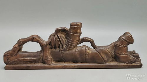 清代木雕文案擺件筆架 花卉藝術的雅致傳承